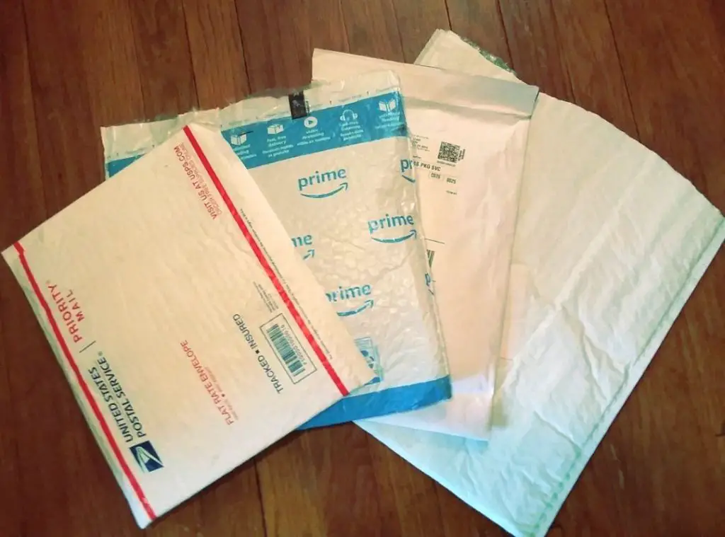 How to recycle bubble mailers and shipping envelopes