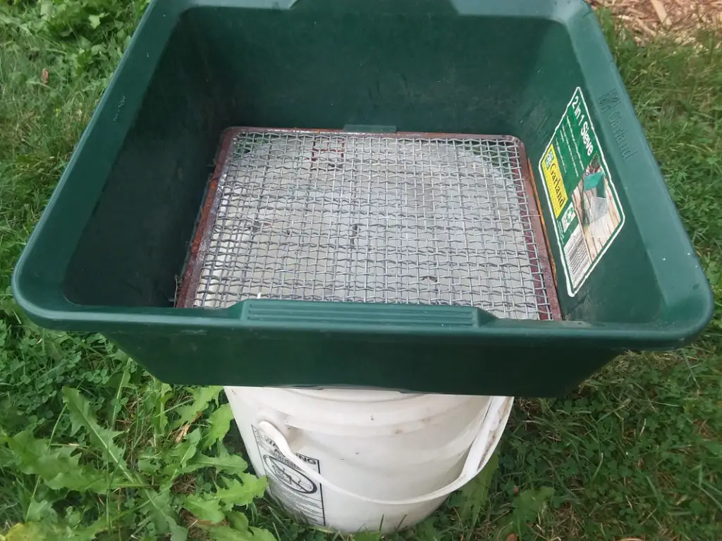 Compost sieve